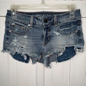 American Eagle Shorts Super Stretch Women's Size 2 Distressed Denim Cutoff Micro
